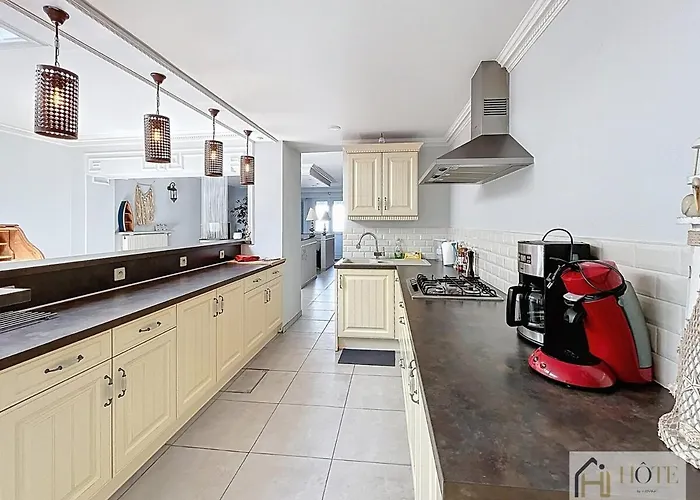 Sunset Rooftop - Maison A 50m De La דירה בריי-דון